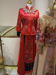 点击看大图 -GRACE KELLY婚纱与礼服(北京店)