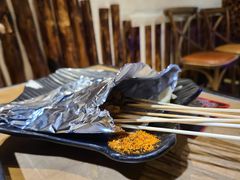 -何师烧烤·香辣蟹·川菜·30年老品牌(太古里旗舰店)