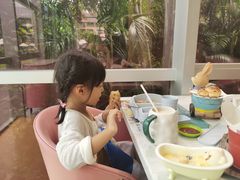 -水桶王国主题餐厅·聚会·生日派对·亲子活动·家庭套餐(亚龙湾希尔顿店)