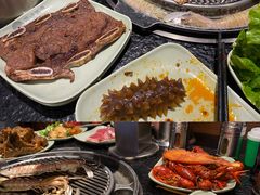 -海吃海喝海鲜烤肉炭火主题自助餐(朝阳店)