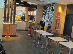 -麦当劳(桃仙机场到达层店)
