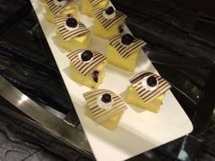 -唐拉雅秀酒店-西锦汇空中BBQ·思创餐厅