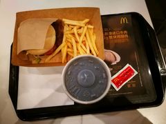 -麦当劳(中山公园龙之梦店)