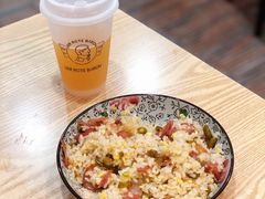 -老头爱马仕酸豇豆炒饭(丰富路店)