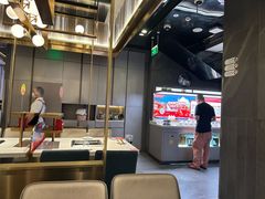 -海底捞火锅(长宁路龙之梦店)
