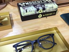 -肆兮眼镜·蔡司·徕卡战略合作店(大坪店)