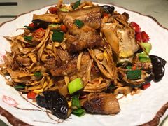 农家一碗香-佬湘楼(越秀城市广场店)