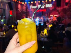 -FOUR PLAY BAR