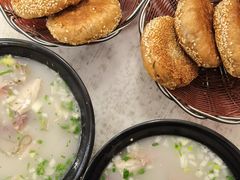-万红路羊汤烧饼店(将台路店)