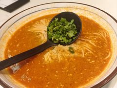 四川担担面-翡翠拉面小笼包(岭南新天地店)