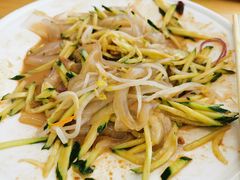 东北七彩大拉皮-关东小磨东北菜(上海长风大悦城店)