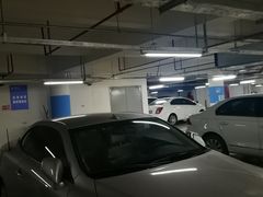 -旺墩道135融盛商务中心-停车场