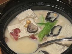 -汤城小厨•粤菜•靓汤(苏州街店)