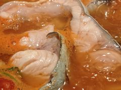 -野山舂·贵州现舂酸汤火锅(鸿通城店)