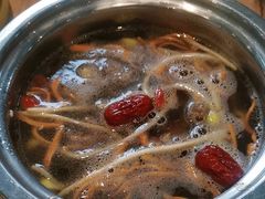 -龙聚德北京烤鸭(沙坪坝华宇A馆店)