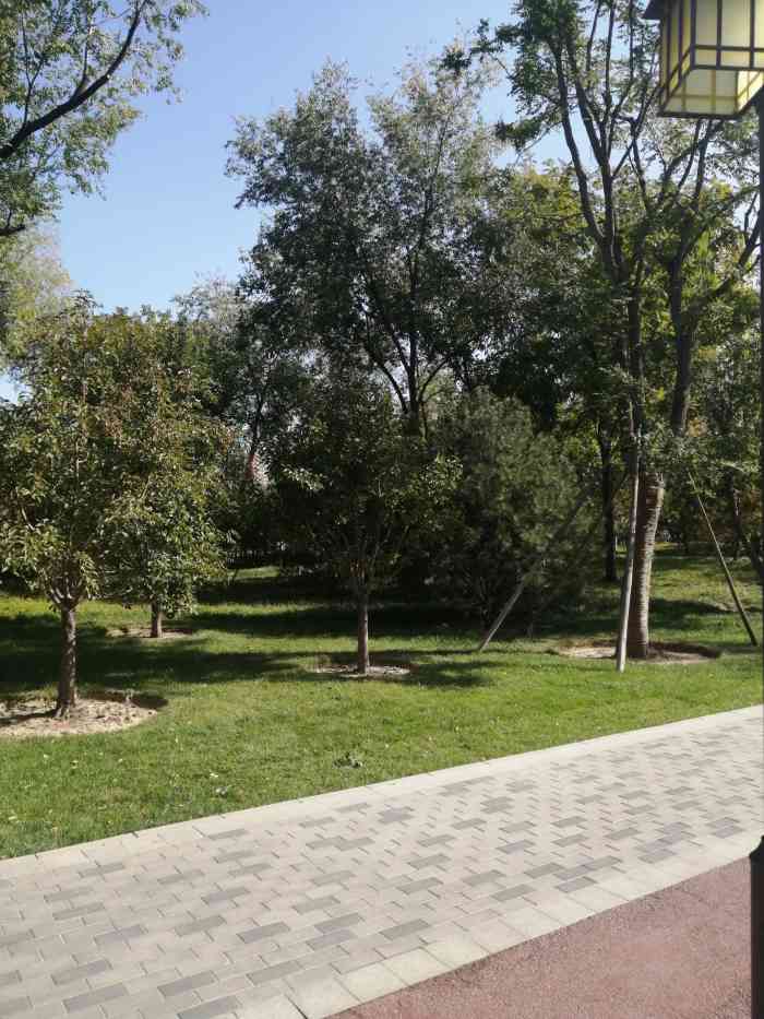 百子湾园-"四环边儿上的百子湾公园,面积不大,西门对.