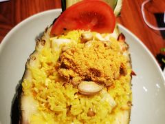 菠萝海鲜炒饭-mango tree芒果树泰国餐厅(青岛万象城店)