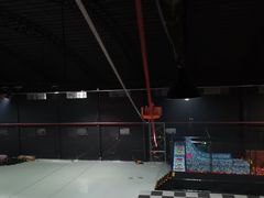 -嘿哟动霸CHUA·新潮玩运动娱乐中心·蹦床滑冰团建乐园