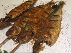 -赶海部落海鲜城(海阳路店)