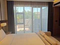 -乔治莫兰迪酒店(济南解放路山东大学店)