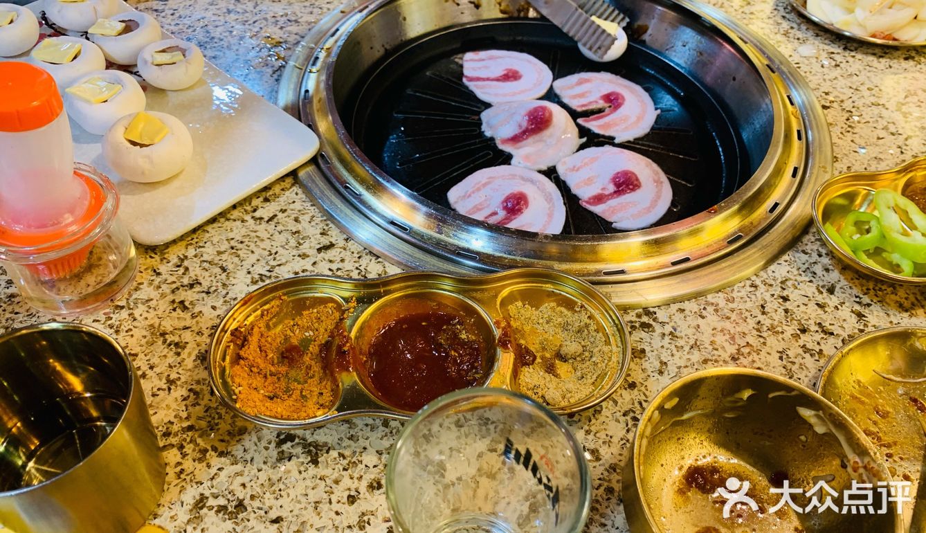 角门马家堡大红门附近的烤肉[调皮]