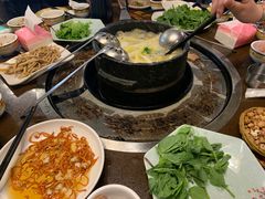 -峰瑞藏地美食·石锅鸡·牦牛肉(大昭寺品牌店)