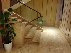 -辣螃铠盆盆蟹大排档(海昌店)