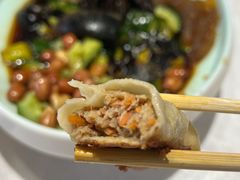 牛肉胡萝卜锅贴-大眼锅贴水饺(河东店)