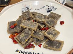 -老唐三下锅 ·张家界地标美食(溪布街店)