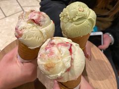 香草冰淇淋-LUNEURS月乐诗 冰淇淋咖啡(环贸店)