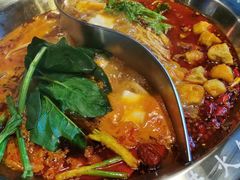 -强盅盅重庆市井火锅店(中央大街店)