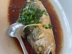 黄鱼蒸肉饼-上海小南国(国会店)