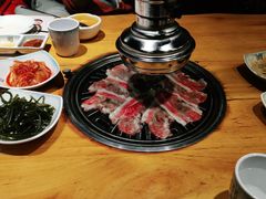 精品牛五花-唯成•韩国炭火烤肉 유성고기