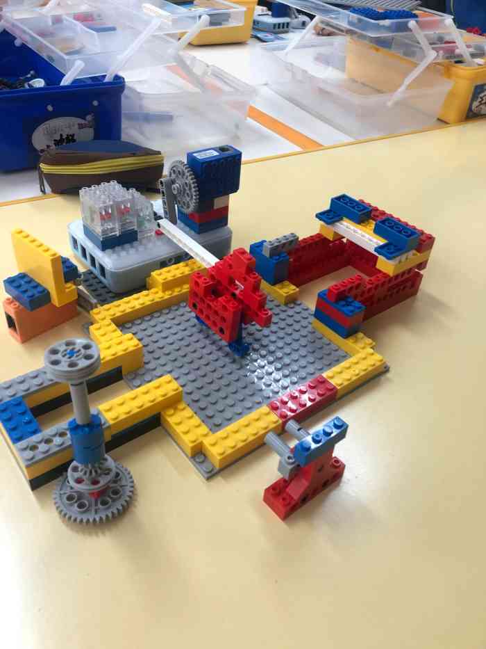 瓦力工厂少儿机器人编程(崇文门校区)