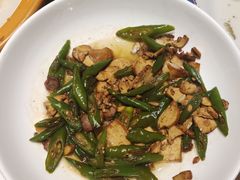 -黔蘑菇四季餐厅(观山湖店)