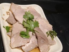 特色肘肉-亮亮面馆(经六路店)