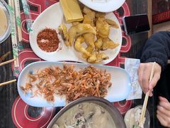 -雪湖煜辰鱼头老店(雪野湖店)
