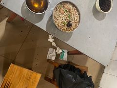 -正宗杨记普洱酸醋米线(总店)