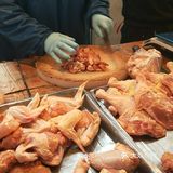 肉质也很鲜嫩，在西门口，他家的老顾客很多