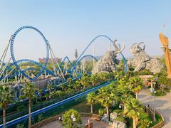 -七彩云南欢乐世界