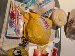 儿童鱼堡开心乐园餐-麦当劳(海岸城店)