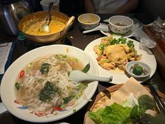 -大头虾越式风味餐厅(光明广场店)