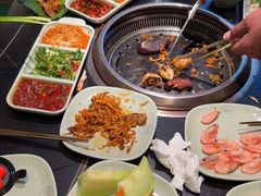 -梨花自助烤肉(西三旗万象汇黑金店)