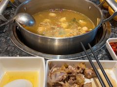 -一席地·本地鸡窝·杭帮鸡火锅(萧山银隆百货店)