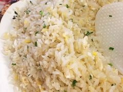 蛋炒饭-美膳居川菜馆油焖大虾烧烤(卓刀泉店)
