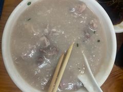 -洲心明记烧肉大粥(总店)