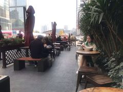 露天位-钟方模白家肥肠粉(春熙店)