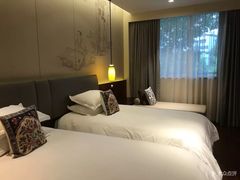 -南京夜泊秦淮君亭酒店·金陵书画院