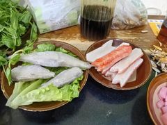 -重庆故事姊妹老火锅(财经学院店)