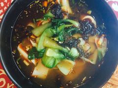 -秦香陕西食府(华贸天地店)